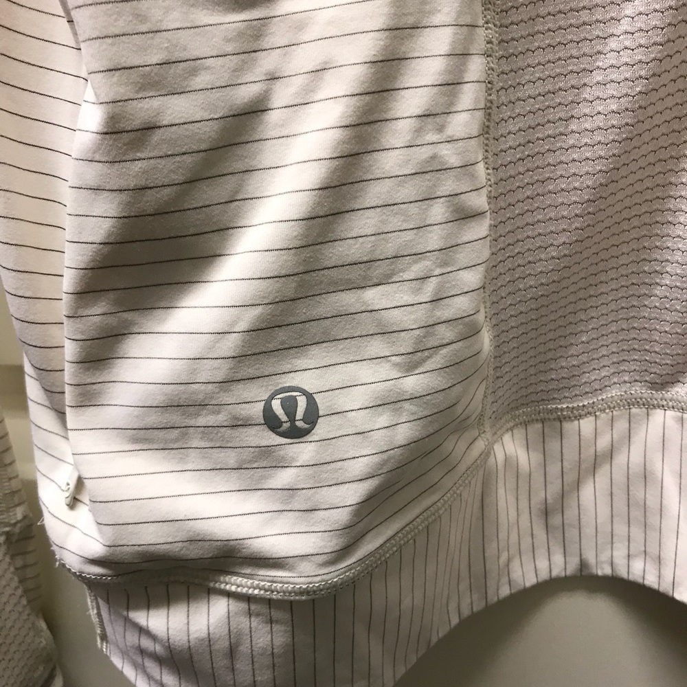 Lululemon Half ZIP Pullover - Picture 3 of 6